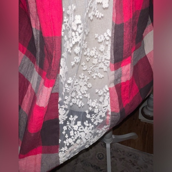 Isabella Sinclair Anthropologie flannel with flower and lace size XS EUC - Picture 6 of 8